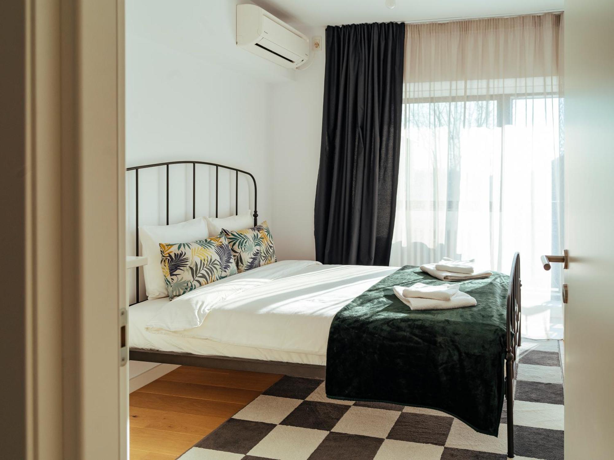 Central Modern Design Apartment Bucarest Exterior foto