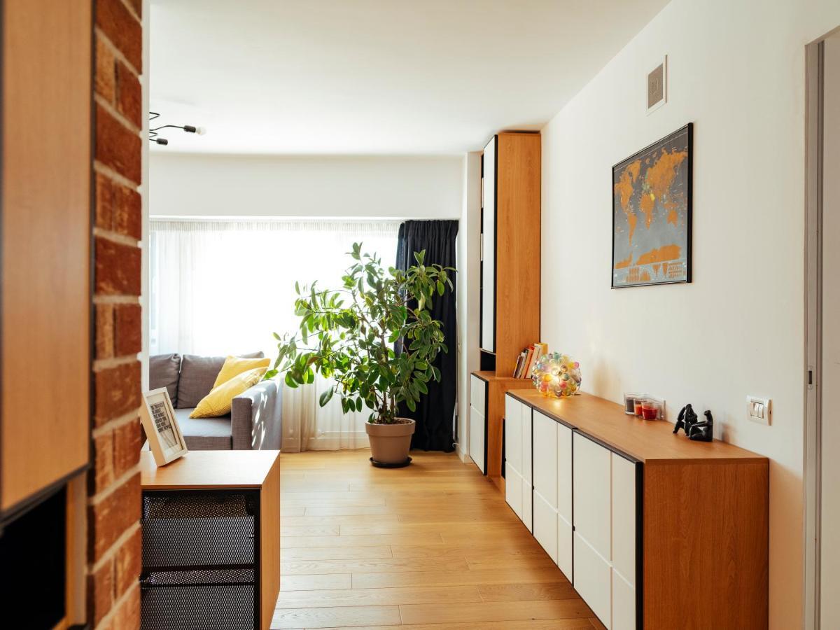 Central Modern Design Apartment Bucarest Exterior foto