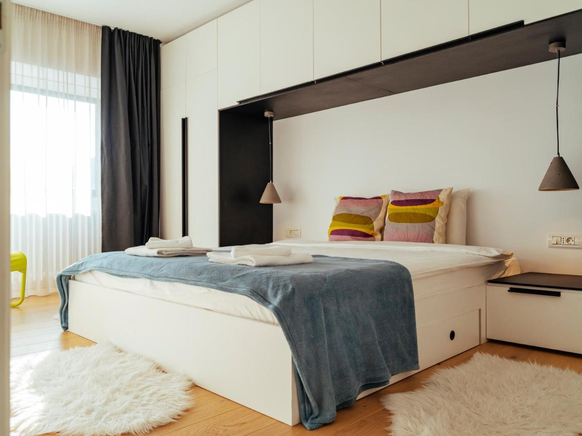 Central Modern Design Apartment Bucarest Exterior foto