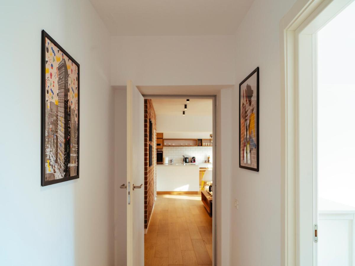 Central Modern Design Apartment Bucarest Exterior foto